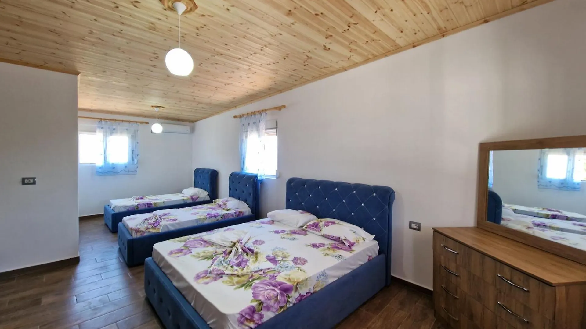 Seaside Ksamil Apartment 0*,  Albania